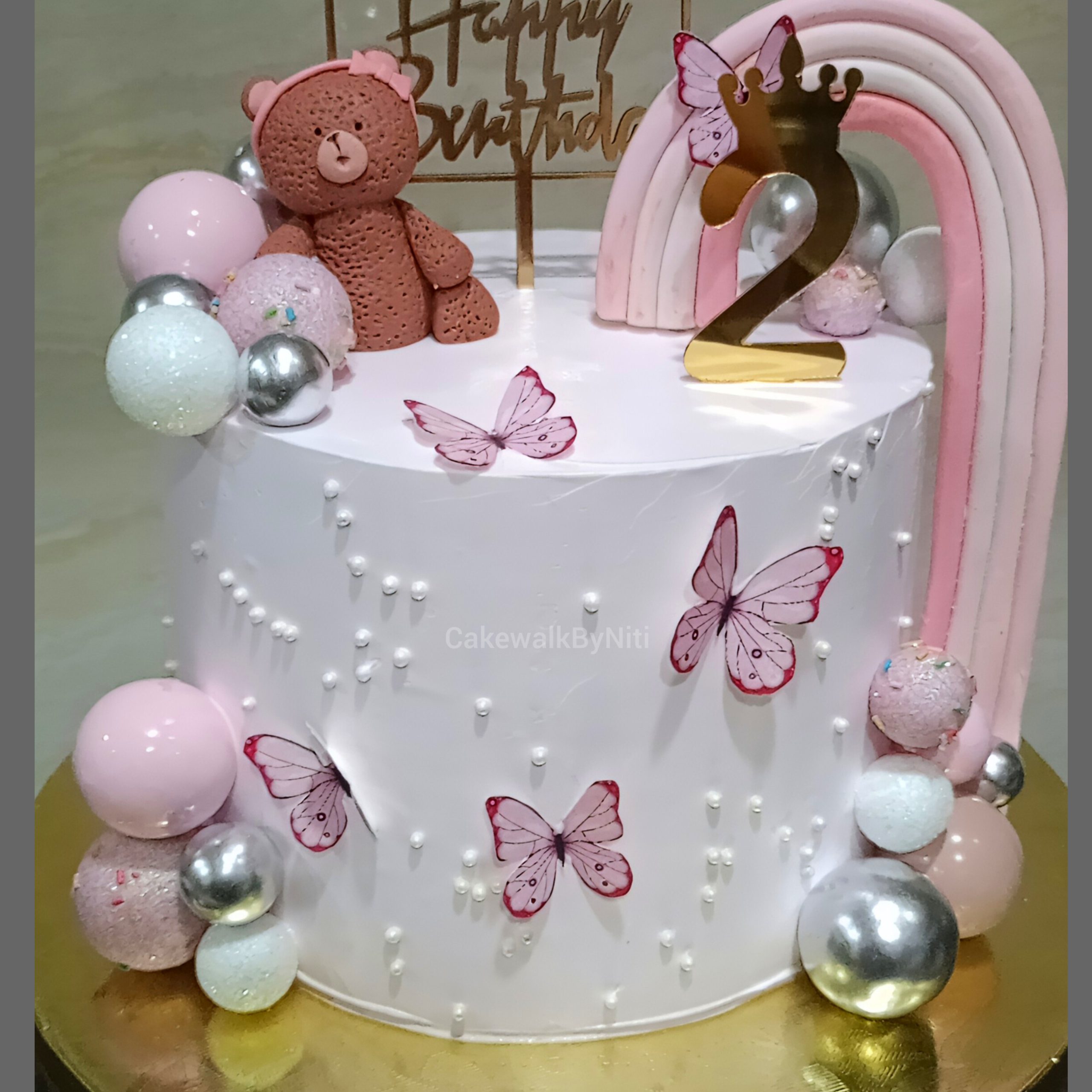 InShot_20250901_201434219 - Niti Hirawat